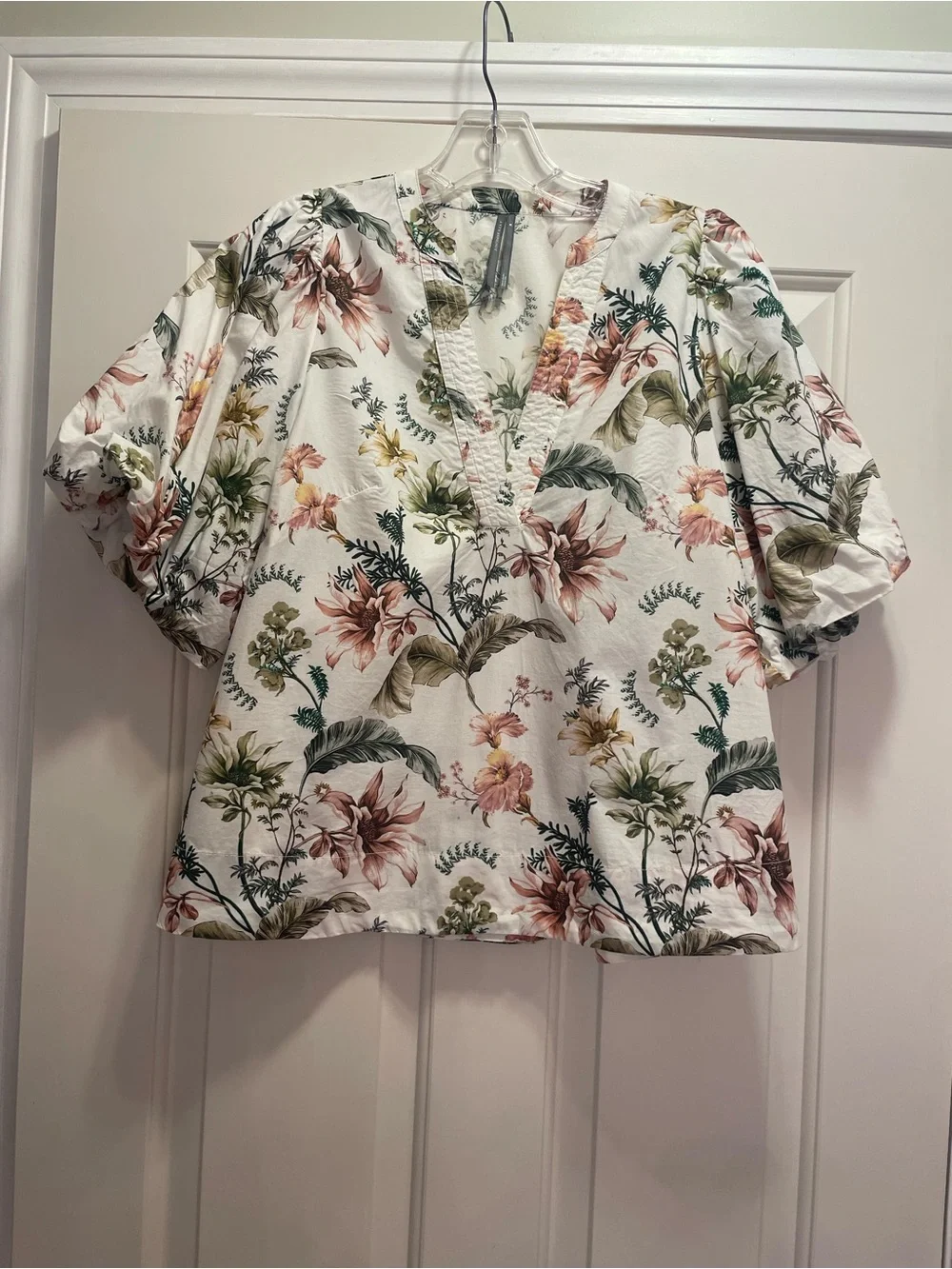 Anthropologie White Botanical Print Puff Sleeve Blouse Medium